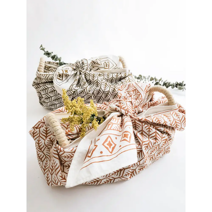 Bread Warmer & Basket Gift Set with Tea Towel - Flower - EcofiedHome