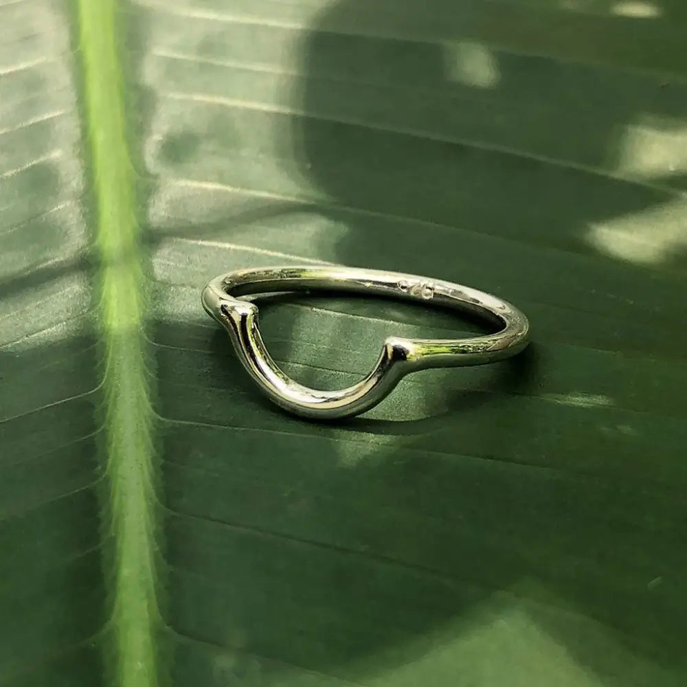 Half Moon Ring - Size: 7 - EcofiedHome