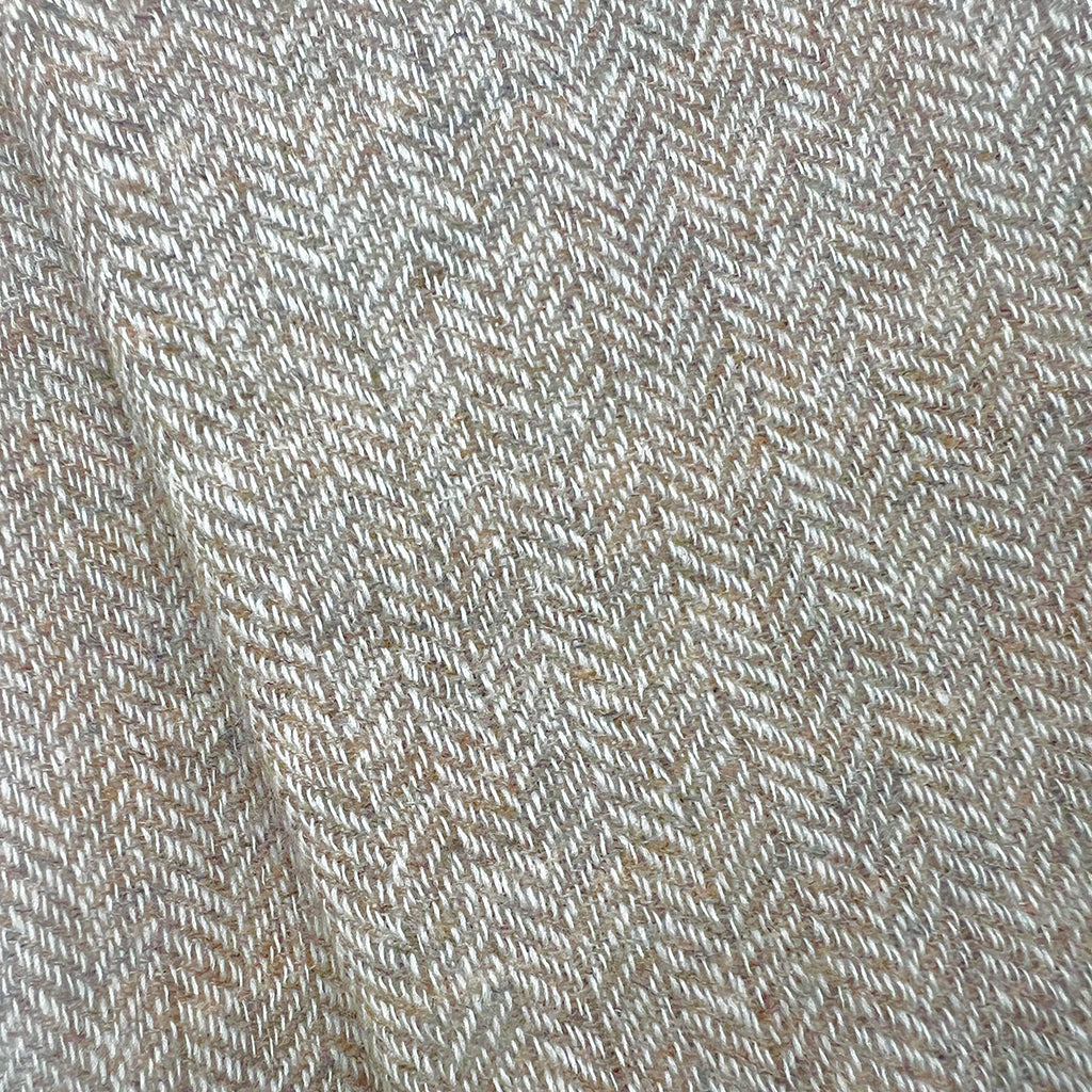 Himalayan cashmere scarf with herringbone pattern