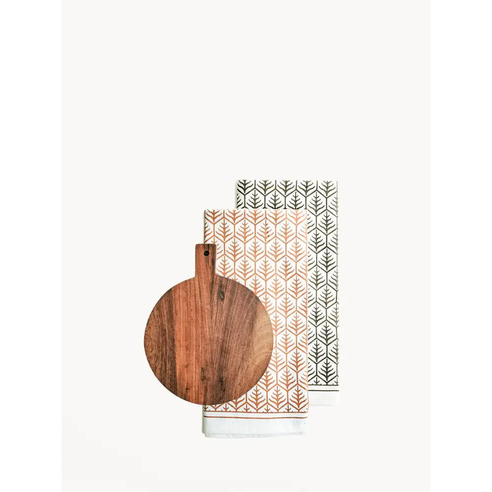 Round Wooden Serving Board - Gift Set with Tea towel - EcofiedHome