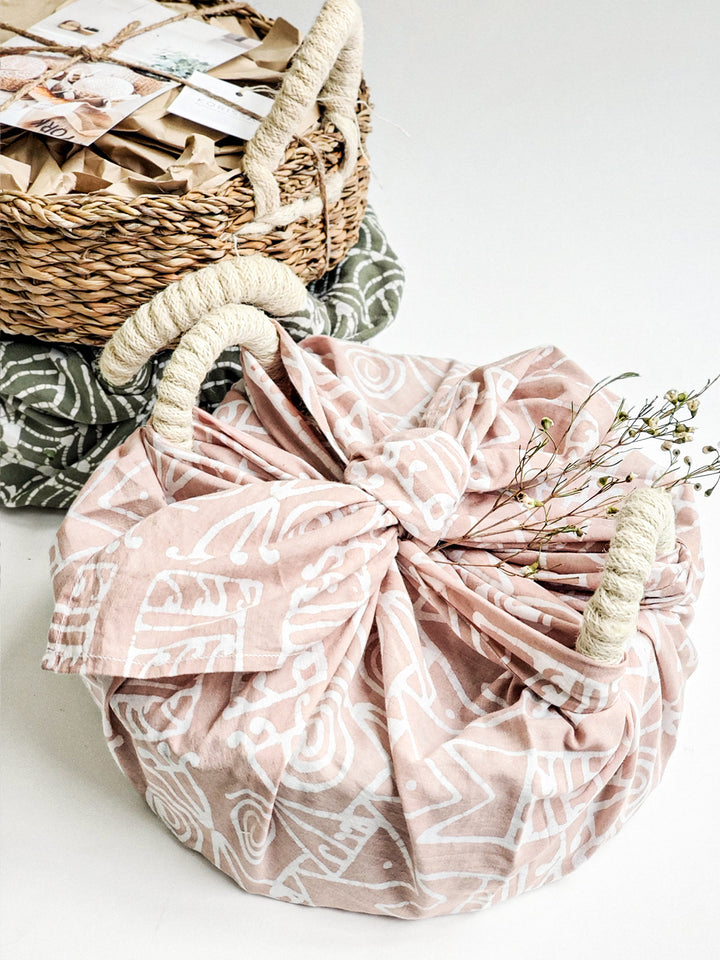 Bread Warmer & Basket Gift Set with Tea Towel - Vintage Flower-7