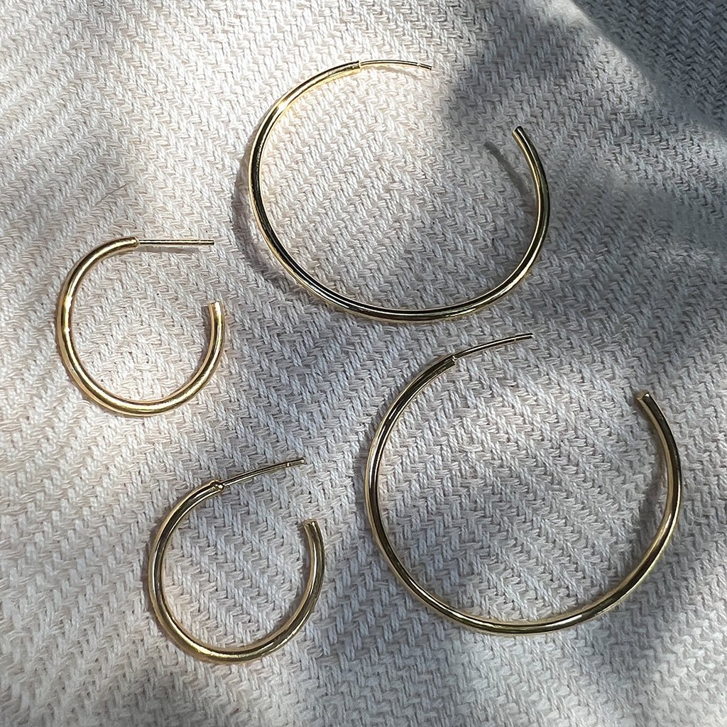 Classic Bombshell Hoop Earrings - EcofiedHome